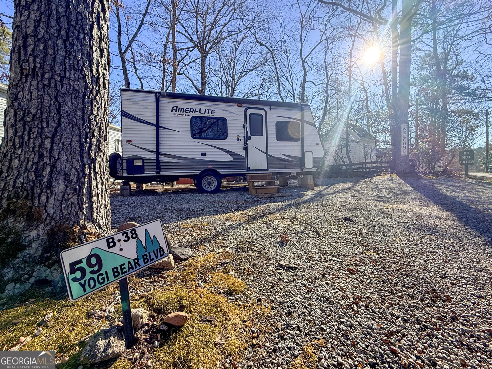 59 Yogi Bear Boulevard Cleveland - Photo 1