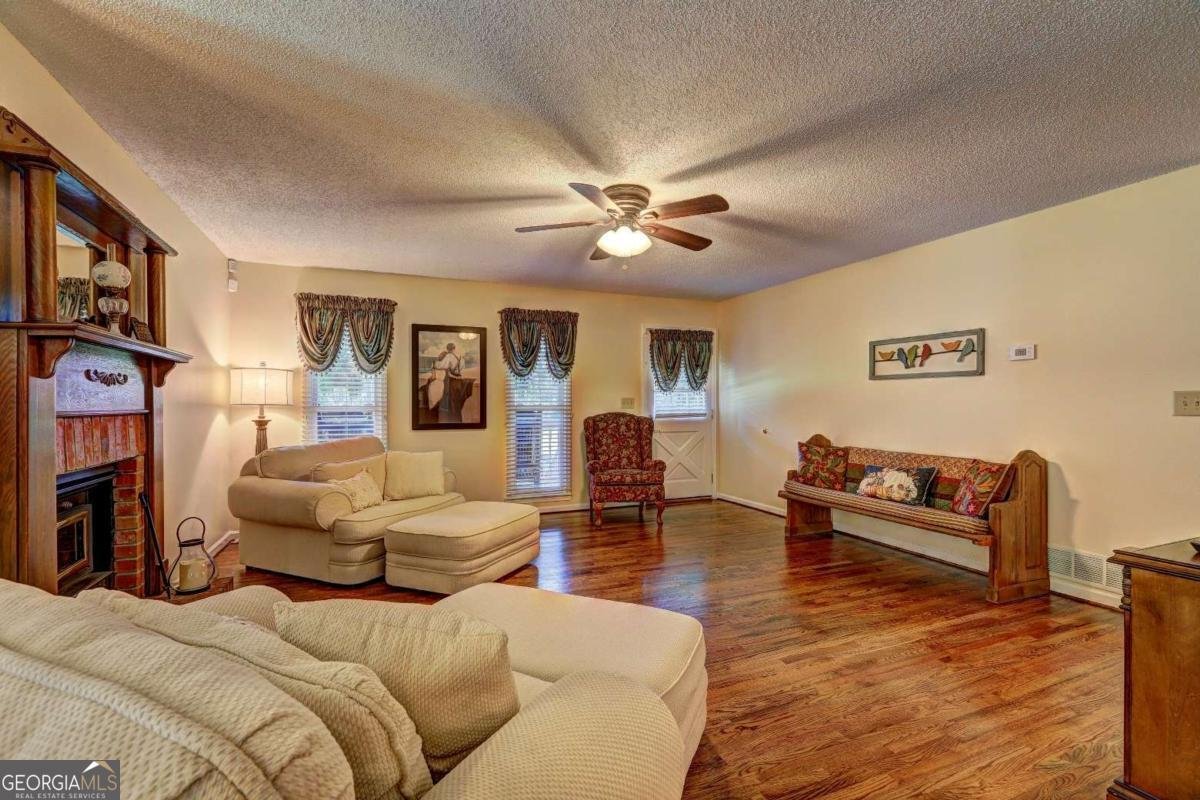 40 Holder Road Temple - Photo 14