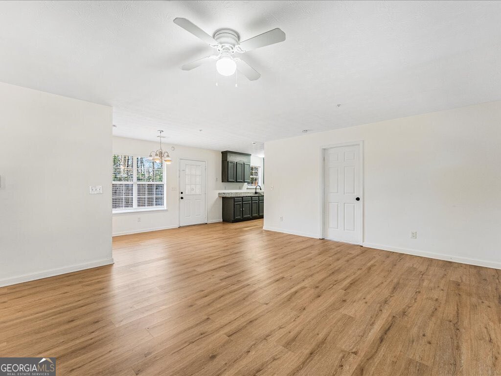 1252 Lakeview Drive Conyers - Photo 6