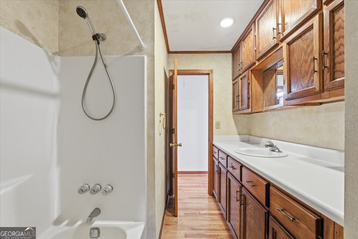 229 Meadows Road Newborn - Photo 31