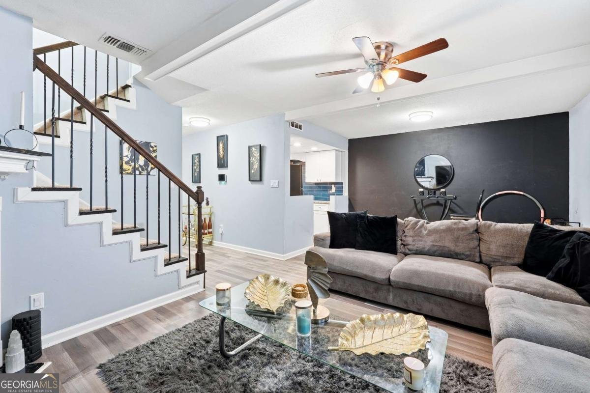 754 Garden View Drive Stone Mountain - Photo 7