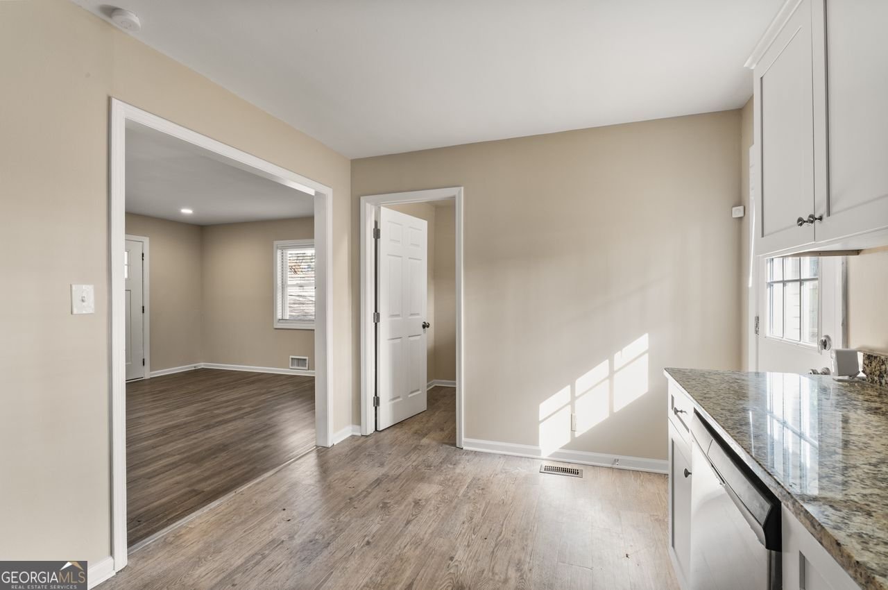 3645 Larkspur Terrace Decatur - Photo 11