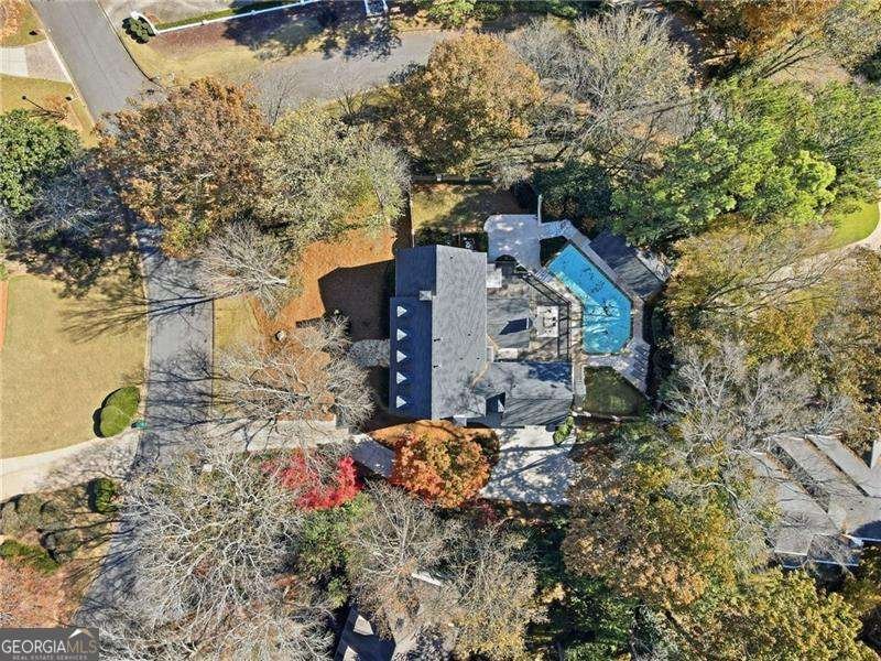 8520 Valemont Drive Sandy Springs - Photo 10