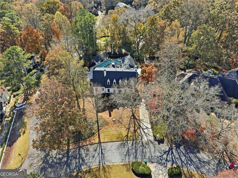 8520 Valemont Drive Sandy Springs - Photo 9