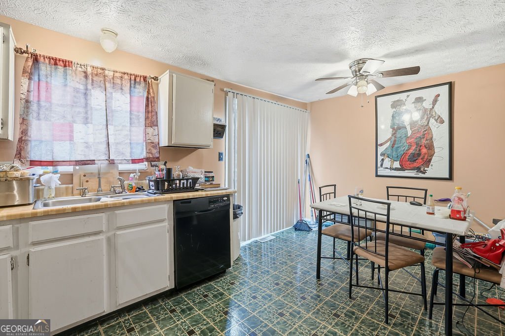 5312 Tracey Drive Stone Mountain - Photo 11