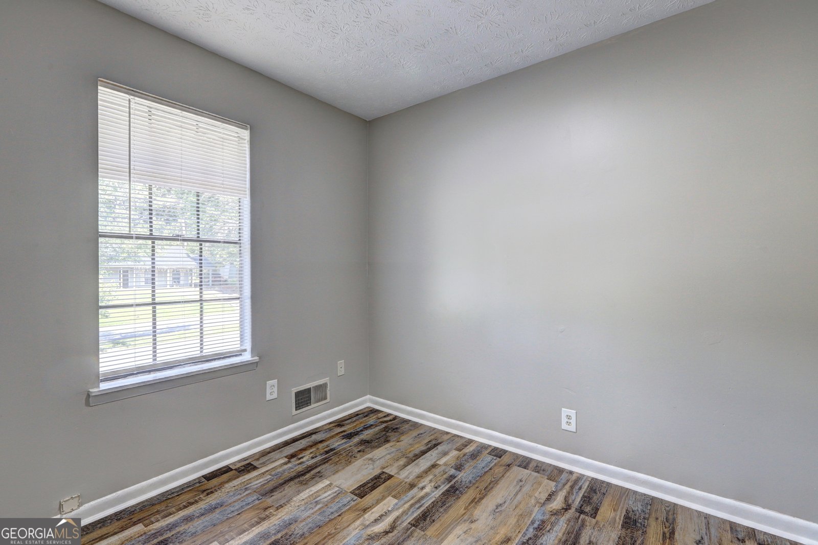 738 Dunaire Way Jonesboro - Photo 28