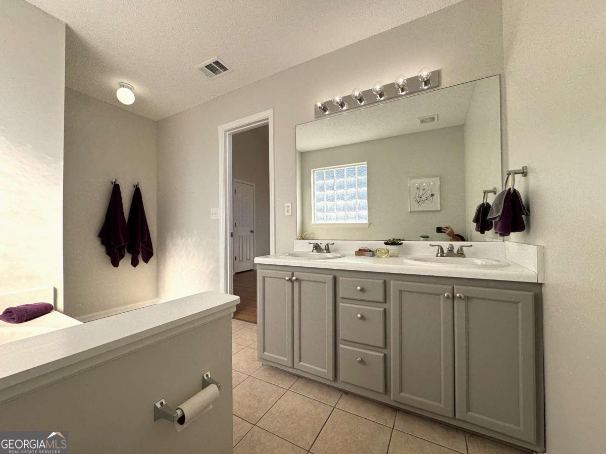 7854 Lake Crest Way Douglasville - Photo 13