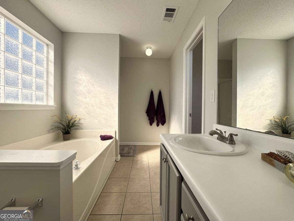 7854 Lake Crest Way Douglasville - Photo 14