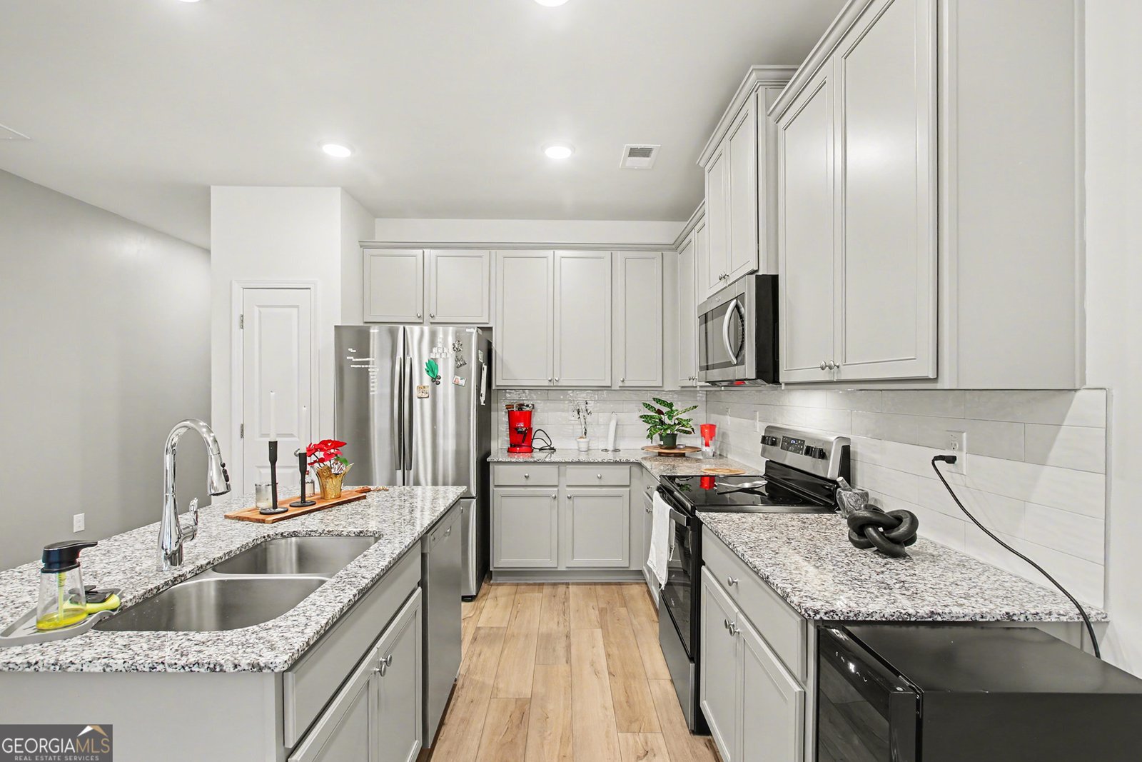 252 Regent Park Braselton - Photo 10