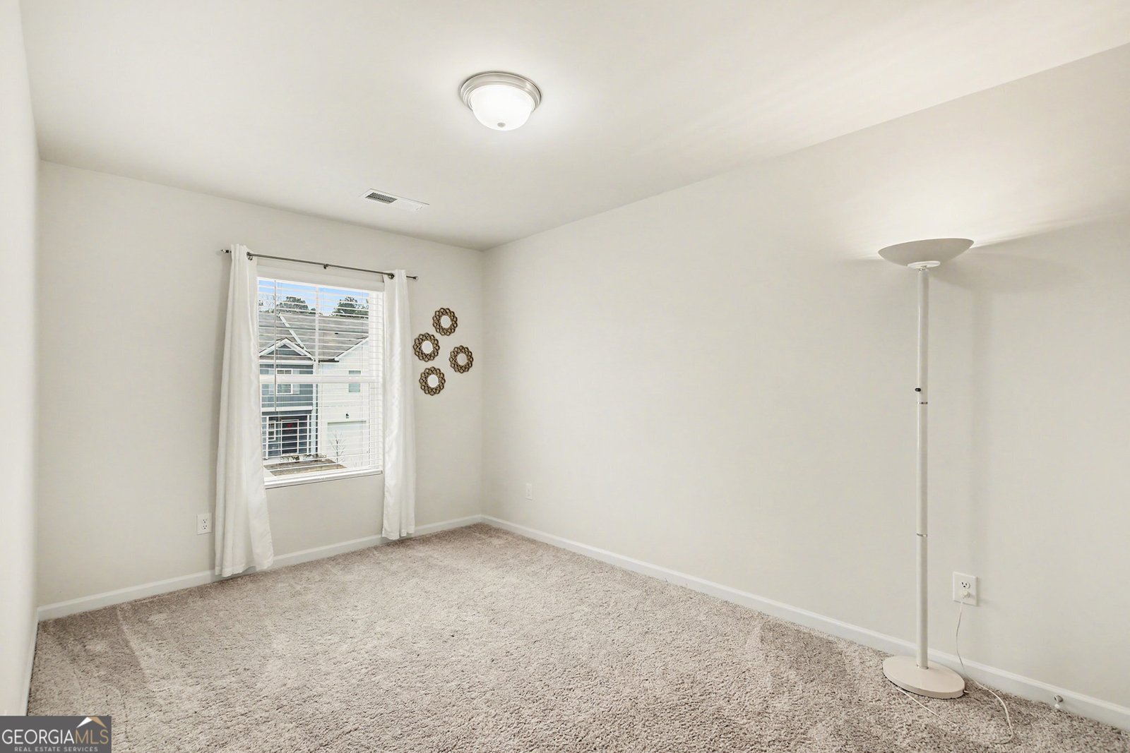 252 Regent Park Braselton - Photo 15