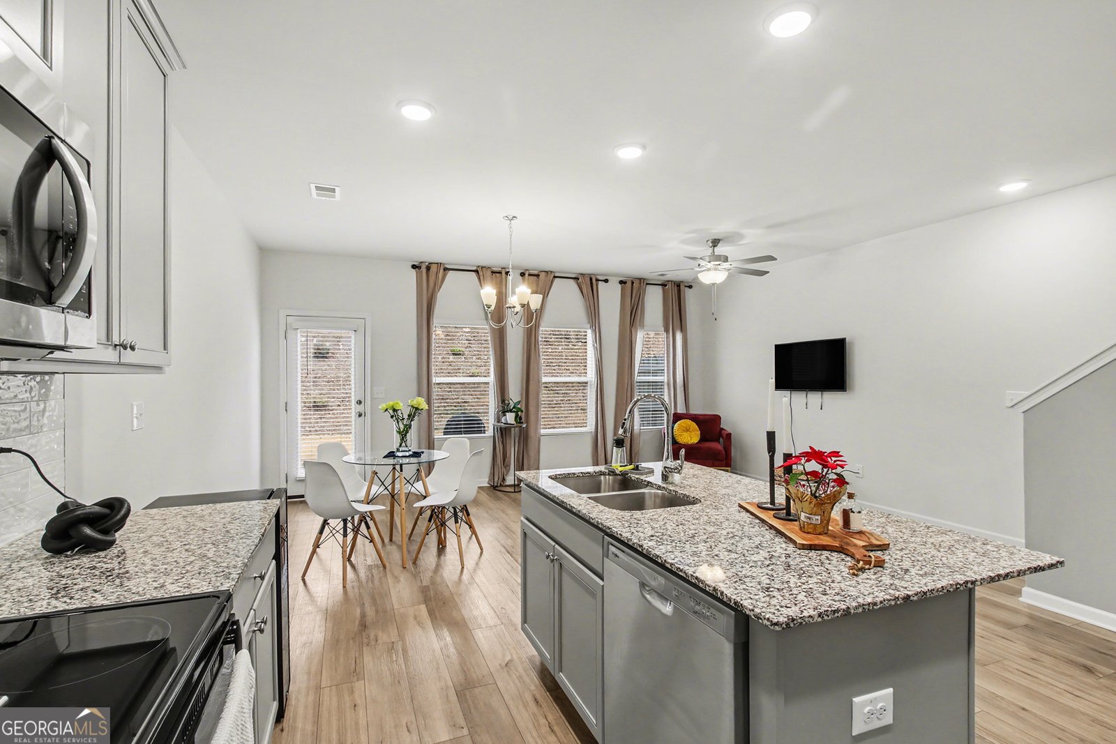 252 Regent Park Braselton - Photo 9