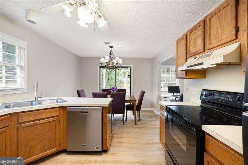 2010 Arbor Forest Drive Marietta - Photo 11