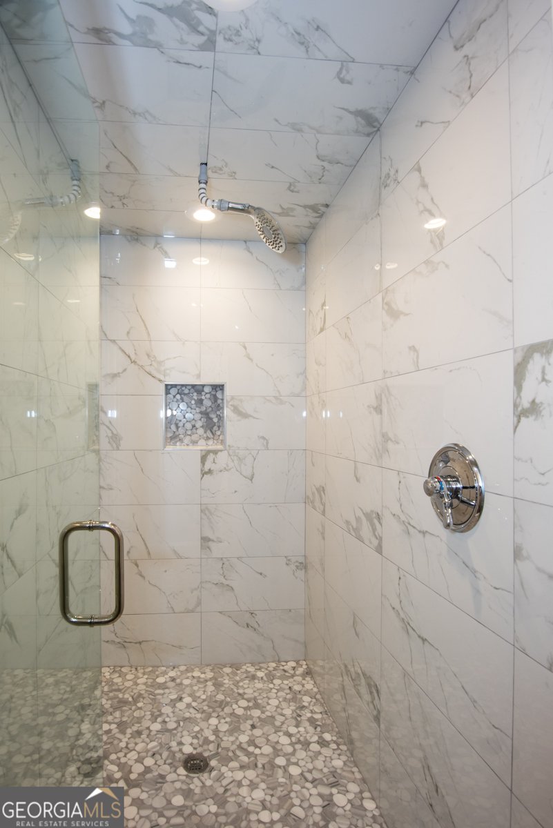 1907 Cambridge Avenue College Park - Photo 13