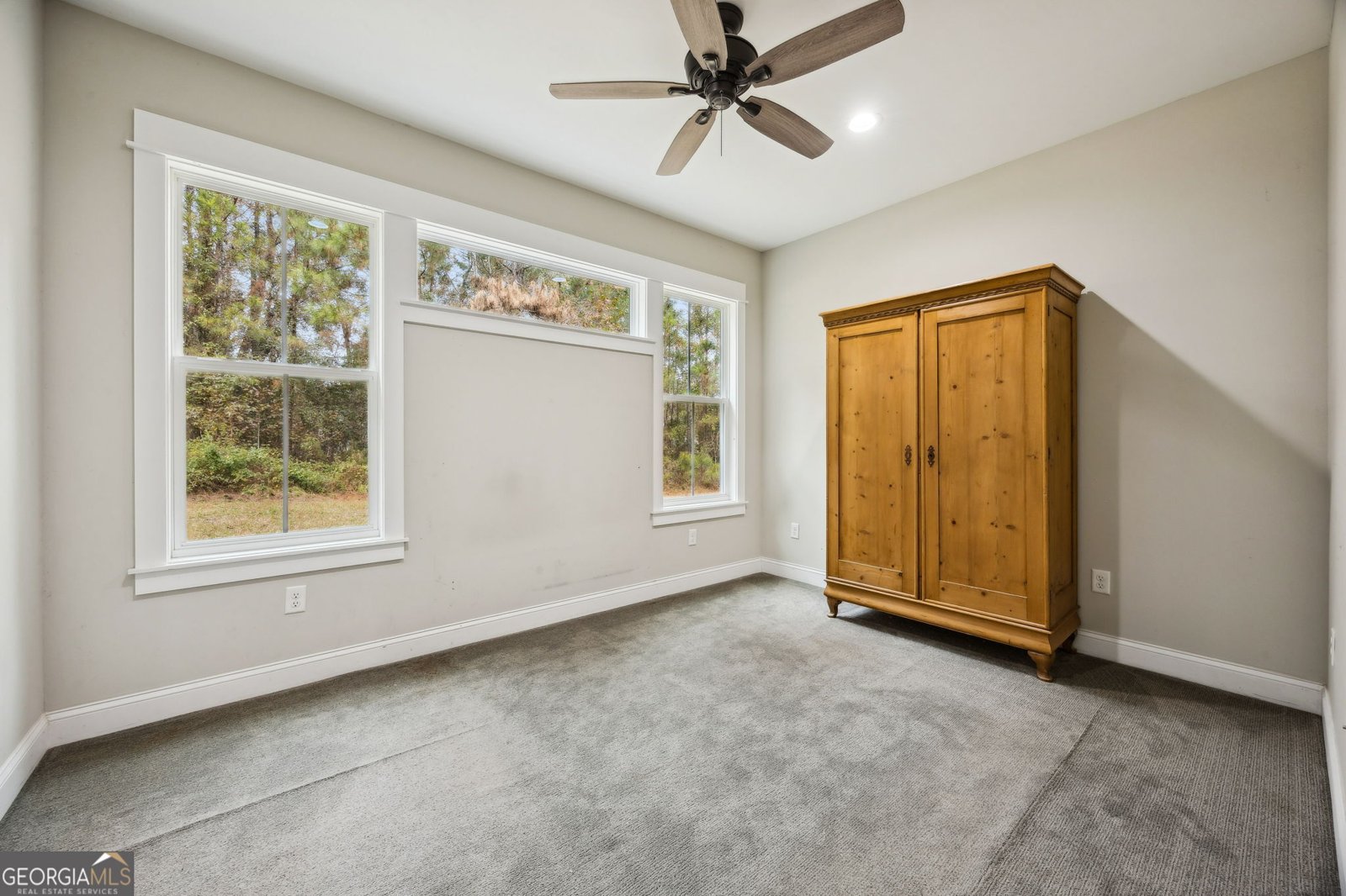 119 Lorraine Drive White Oak - Photo 36