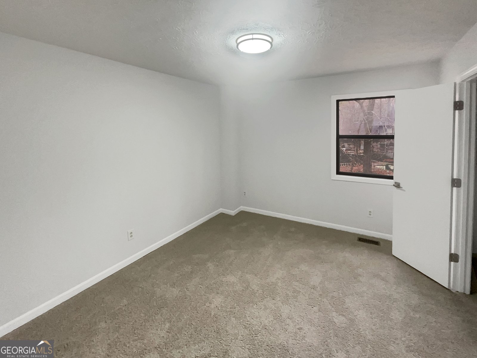 3932 Maxanne Court Kennesaw - Photo 12