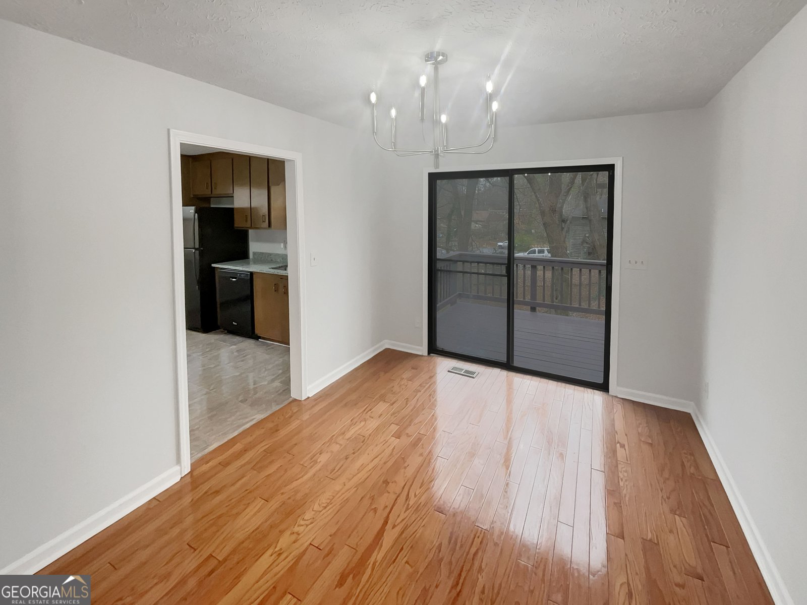 3932 Maxanne Court Kennesaw - Photo 9