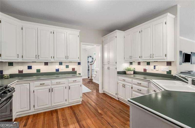 8070 Lakemont Close Mcdonough - Photo 11