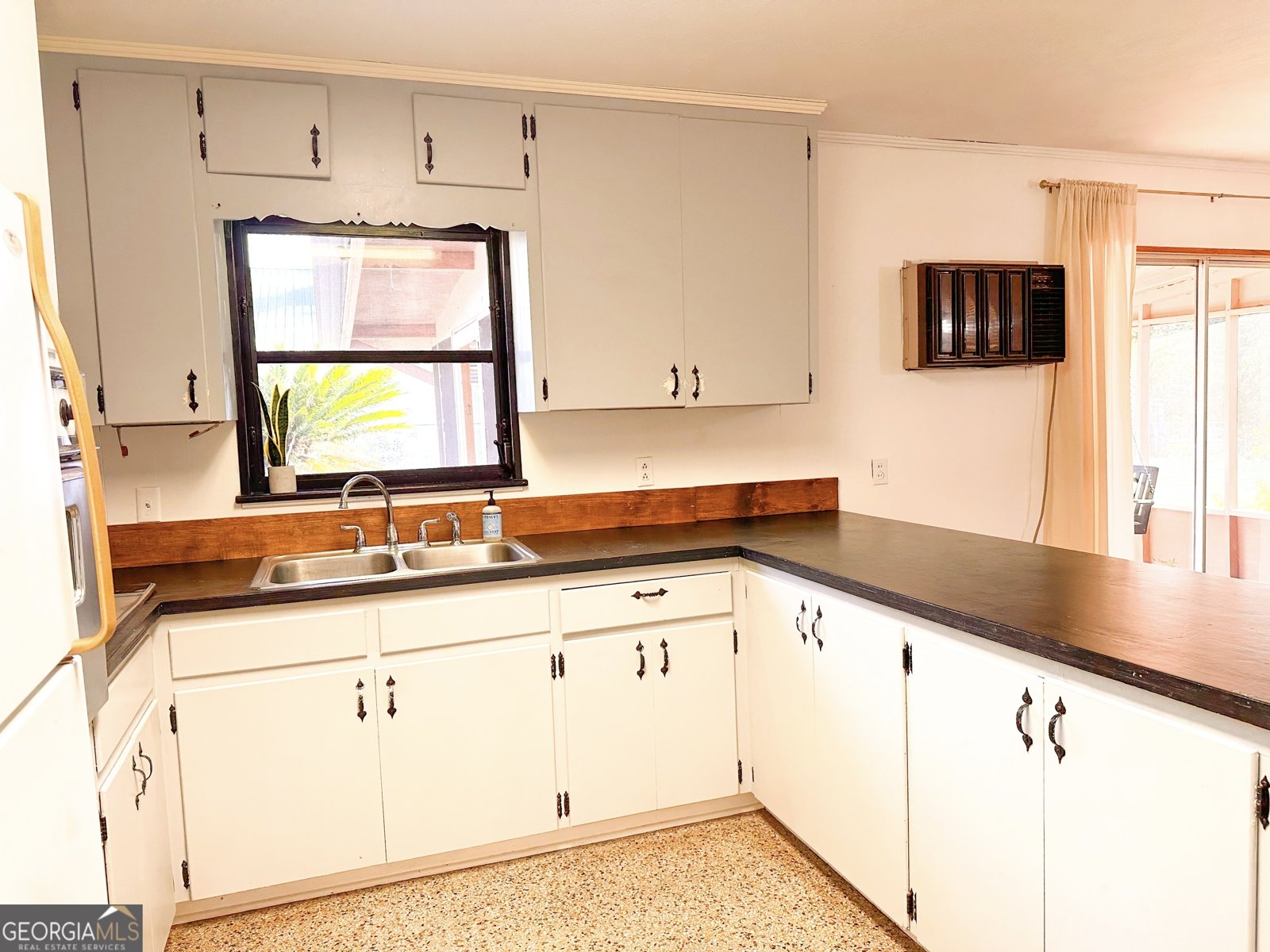 213 Sherman Drive Brunswick - Photo 11