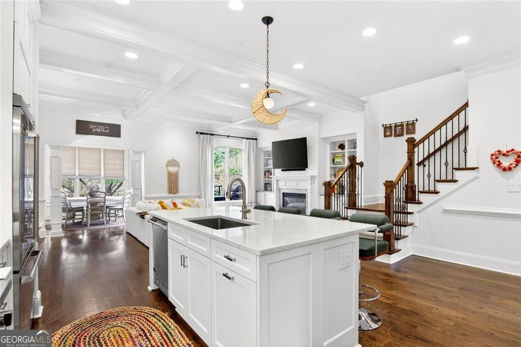 813 Creekgarden Court Atlanta - Photo 11