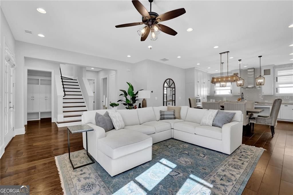 240 Clover Court Roswell - Photo 11