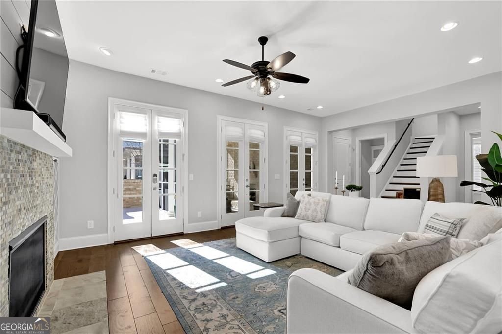 240 Clover Court Roswell - Photo 12