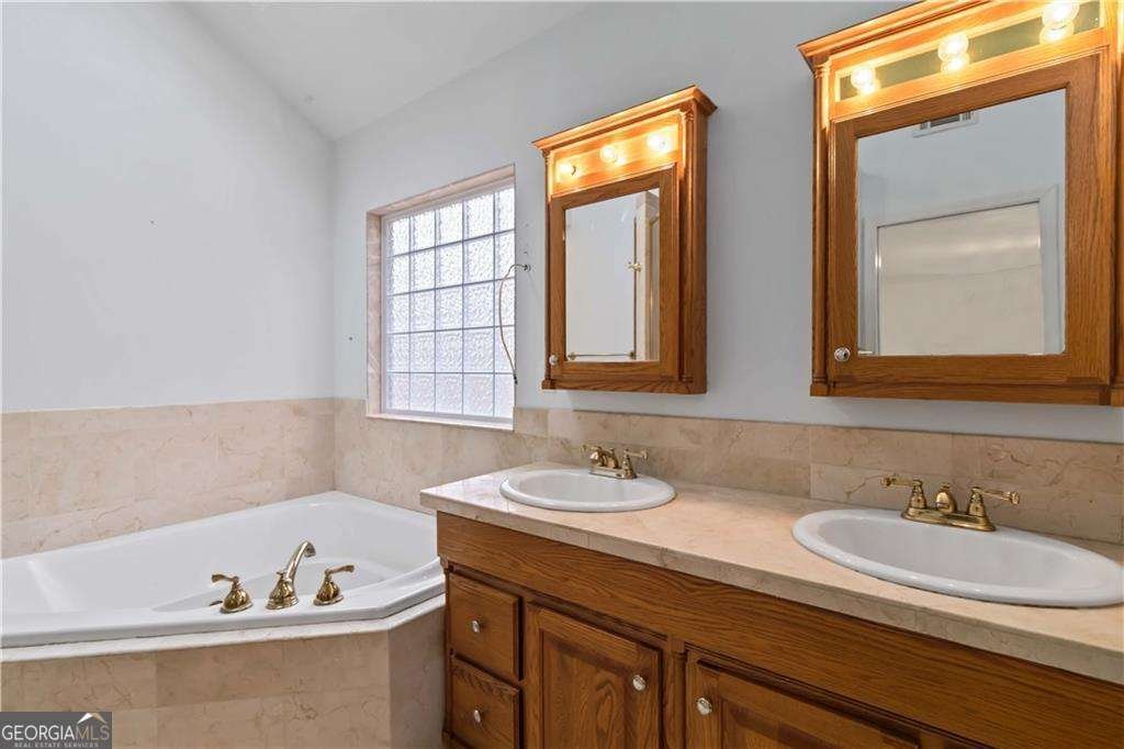 1114 Wind Hill Lane Marietta - Photo 19