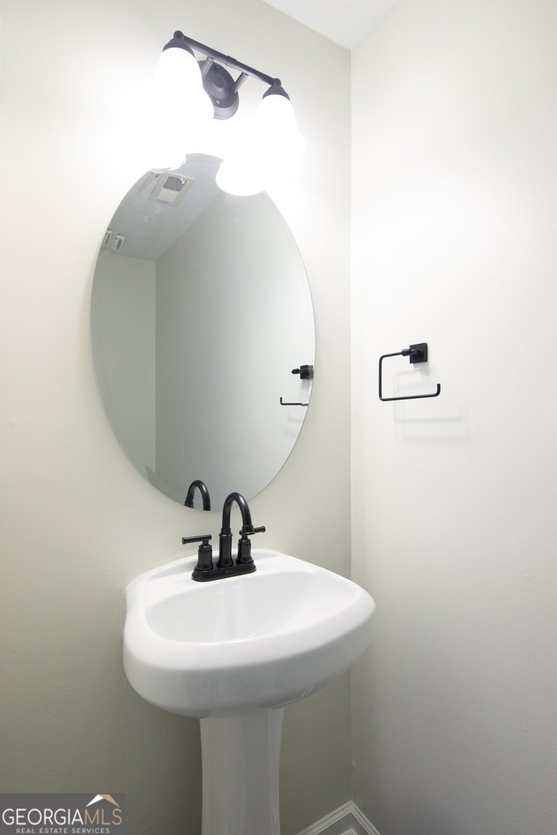 5675 Terremont Circle Norcross - Photo 18