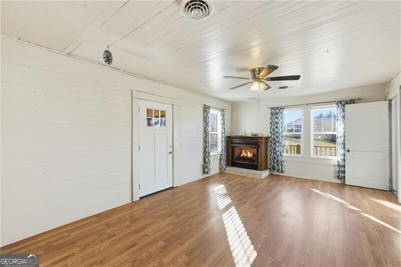 4052 Sutton Road Gainesville - Photo 11