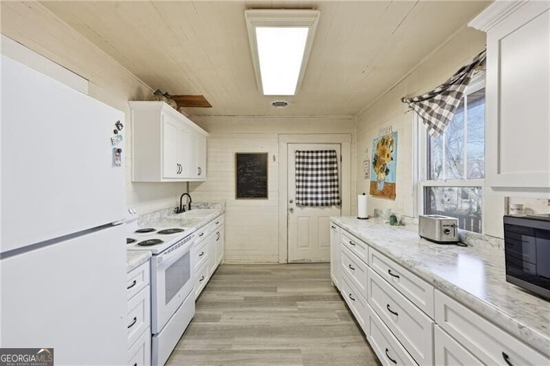 4052 Sutton Road Gainesville - Photo 16