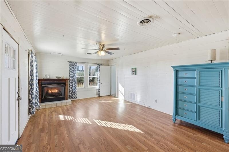 4052 Sutton Road Gainesville - Photo 8