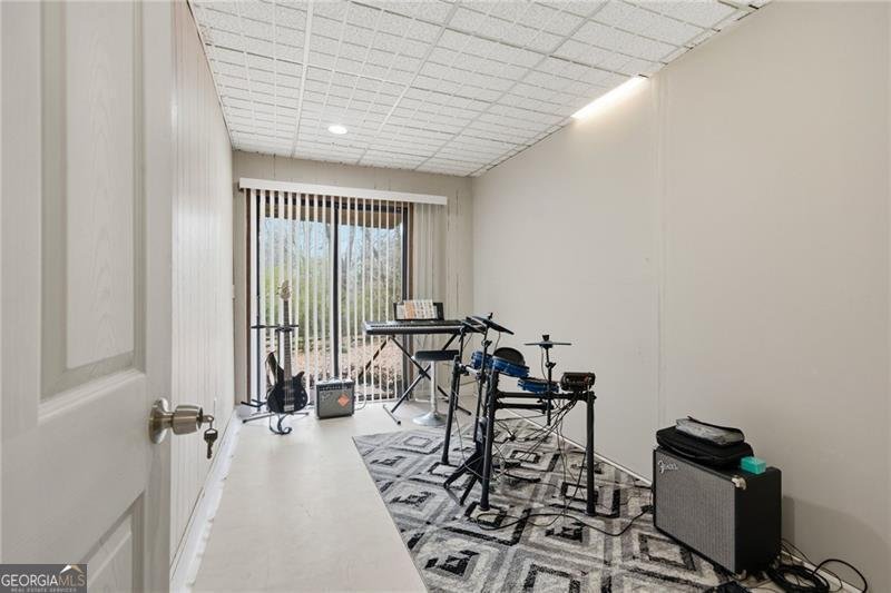 667 Cora Court Lilburn - Photo 21