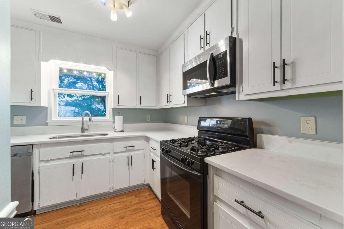 1382 Old Virginia Court Marietta - Photo 8