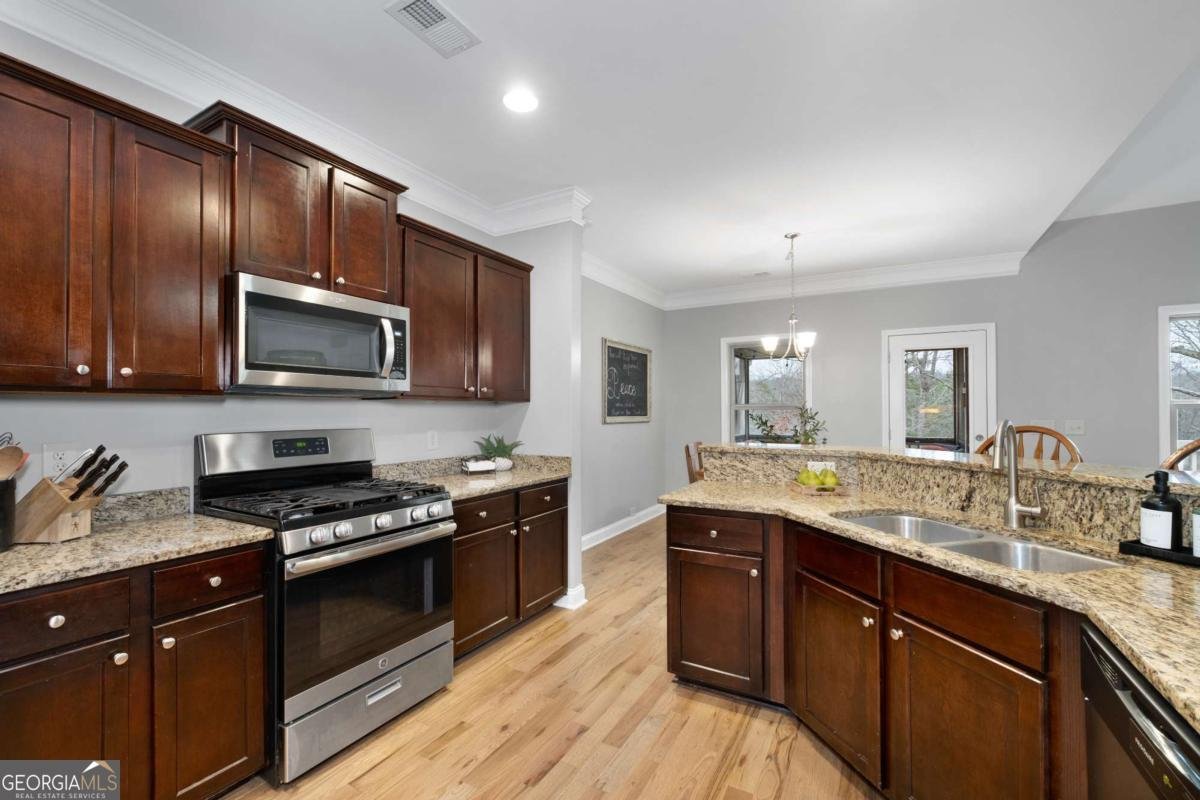 222 Woods Circle Ball Ground - Photo 11