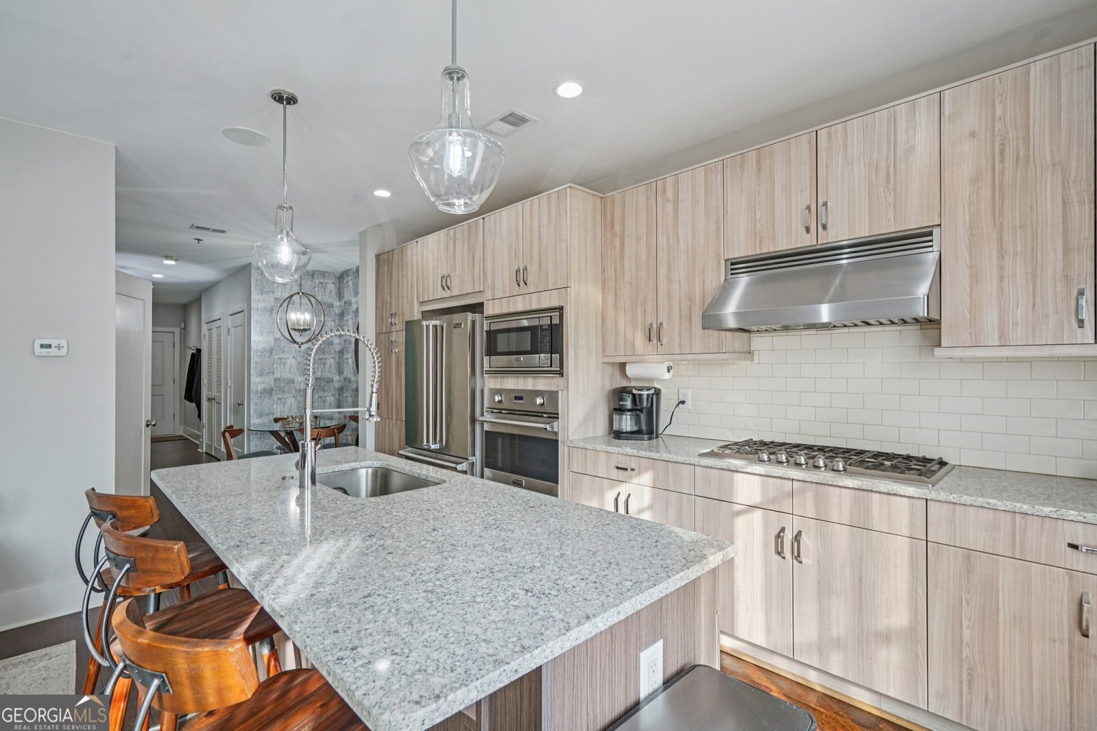 307 Canton Way Roswell - Photo 6