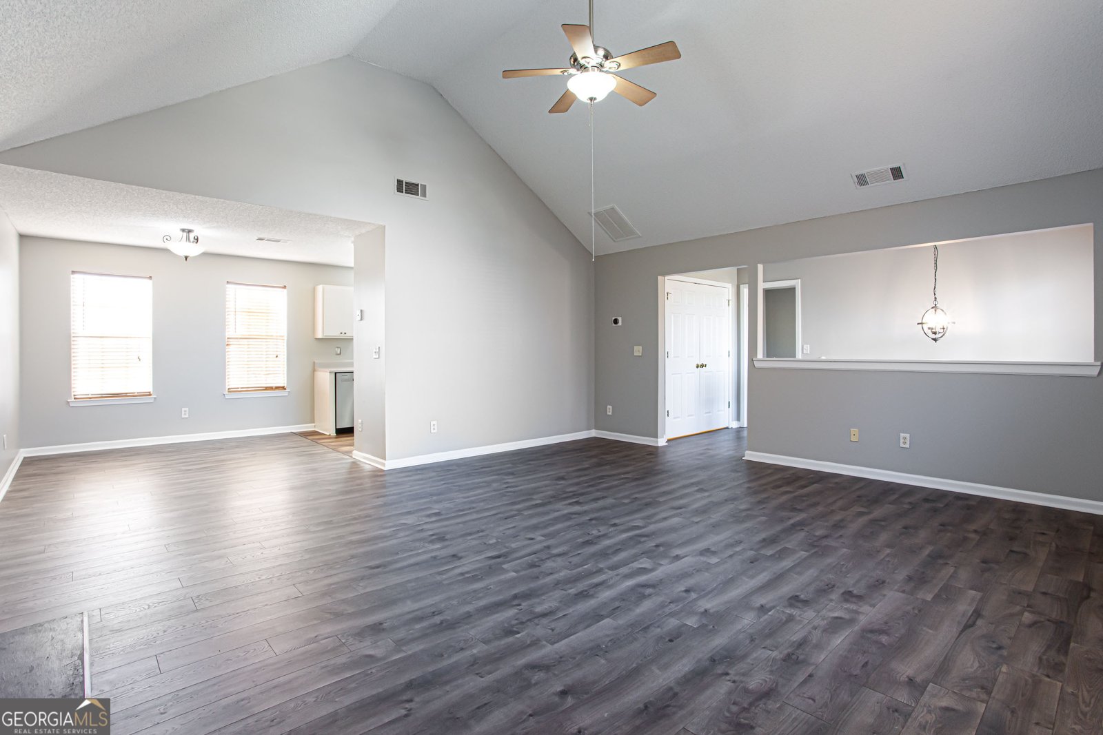 1016 Field View Drive McDonough - Photo 7