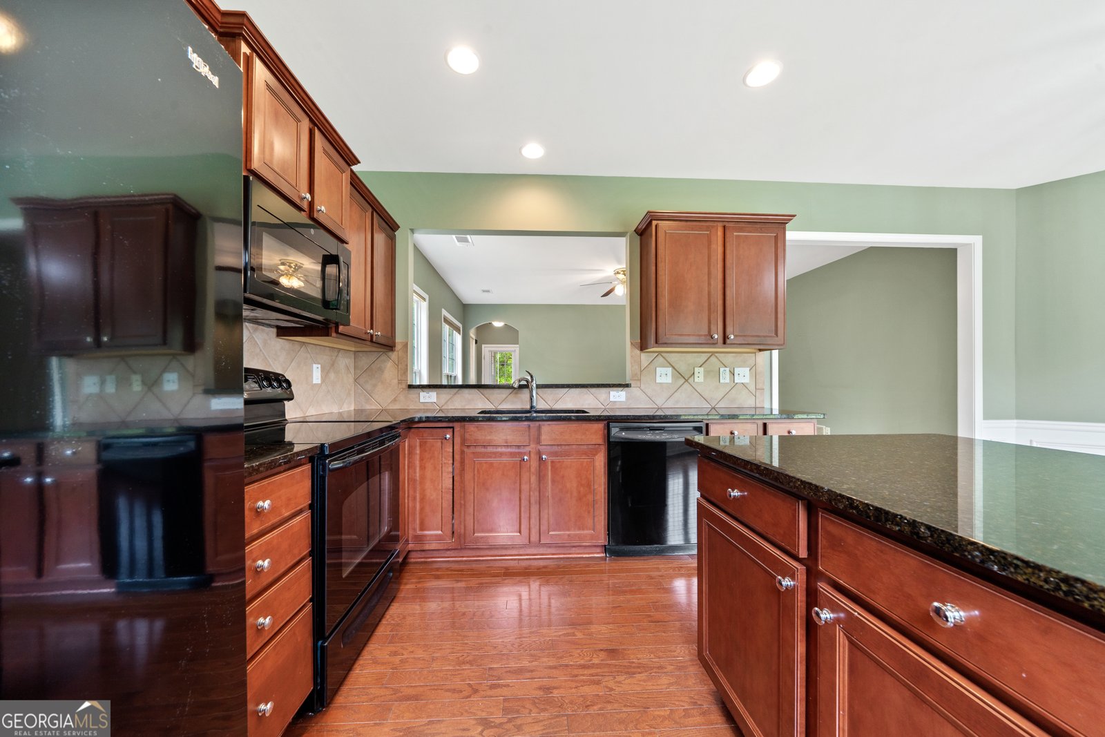 1370 Summer Hollow Road Greensboro - Photo 18