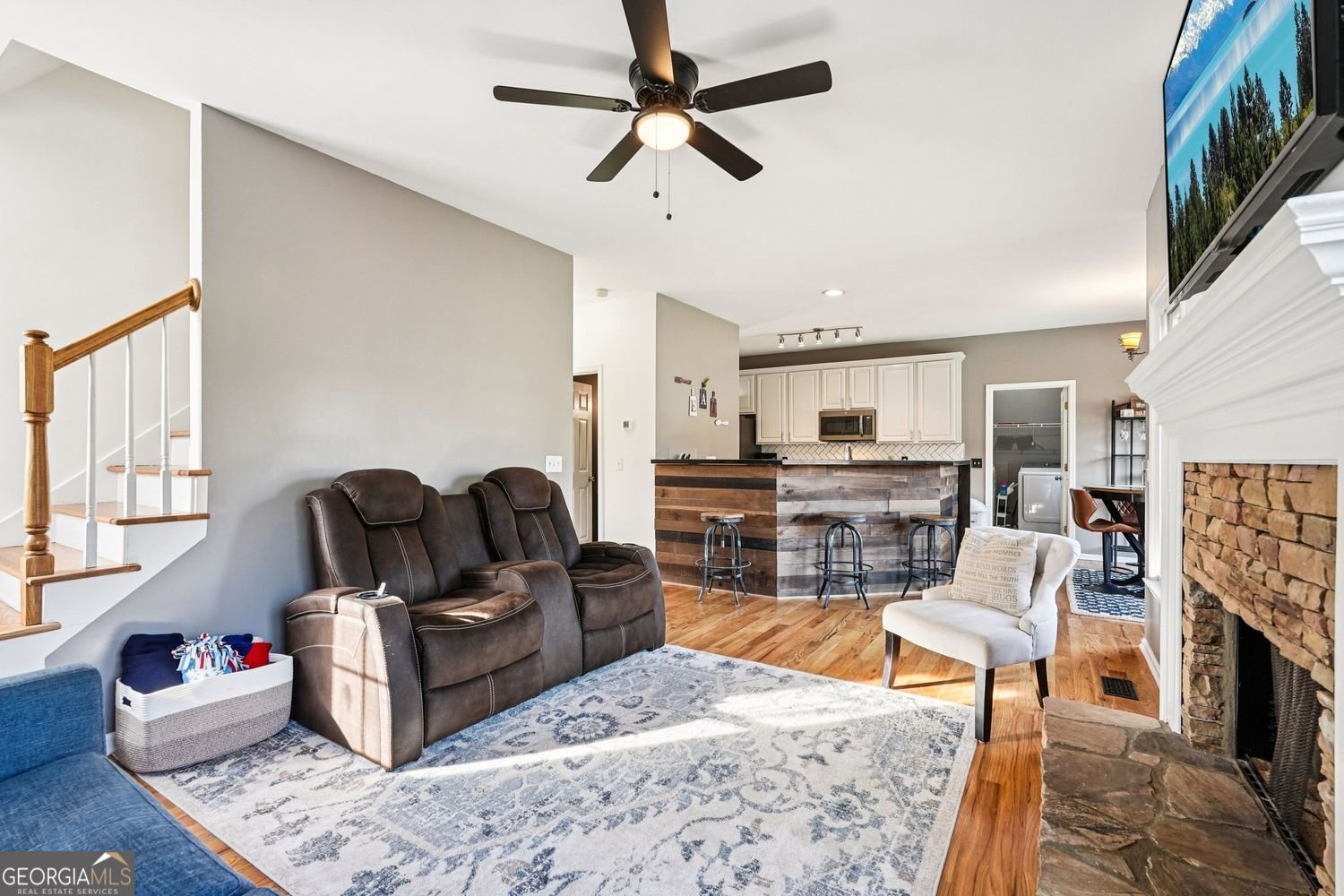 4980 Hyde Court Cumming - Photo 9