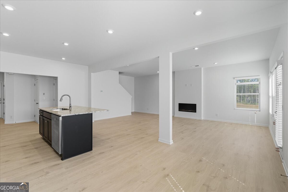 1186 PARK CENTER Circle Austell - Photo 8