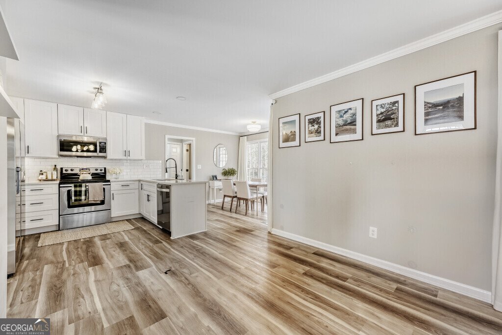 1081 Secret Trail Sugar Hill - Photo 15