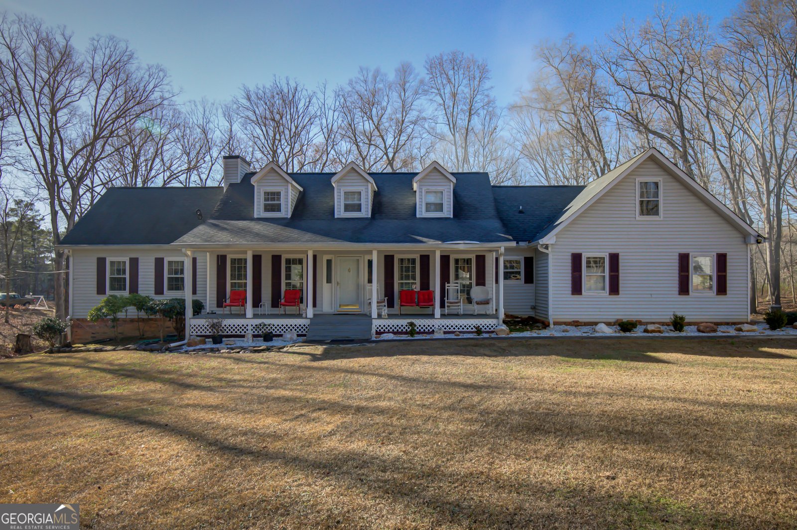 6450 Sara Glen Drive Douglasville - Photo 1