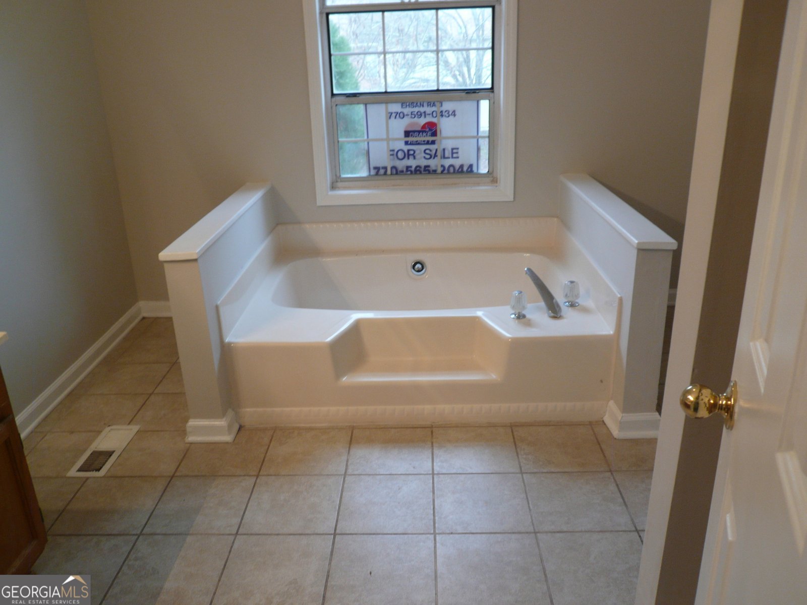 685 Coventry Township Lane Lane Marietta - Photo 13