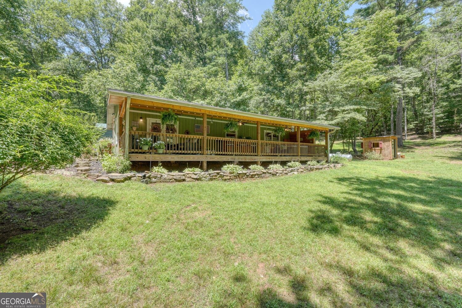 243 Chattahoochee Acres Drive Cleveland - Photo 1