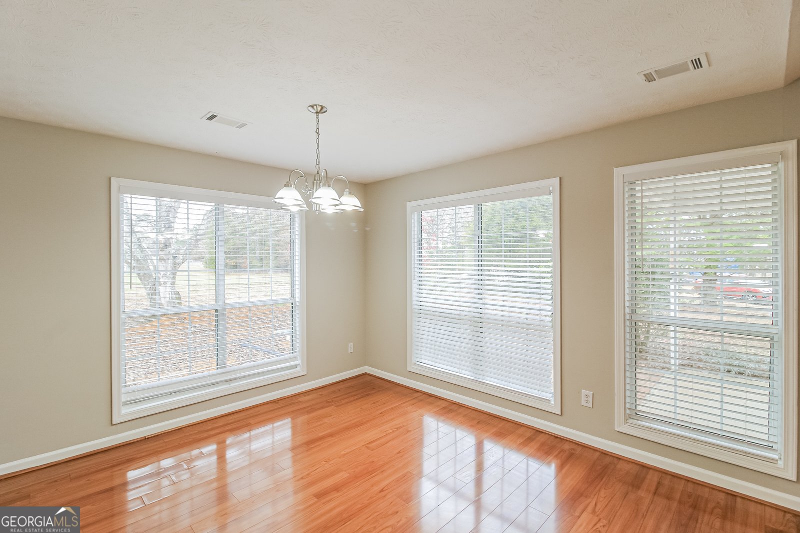 4925 Watson Mill Court Loganville - Photo 6