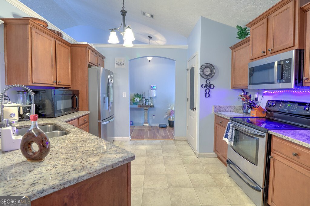 1513 Pointe South Circle Bethlehem - Photo 6