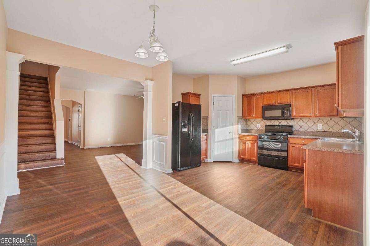 1938 Dilcrest Drive Duluth - Photo 11