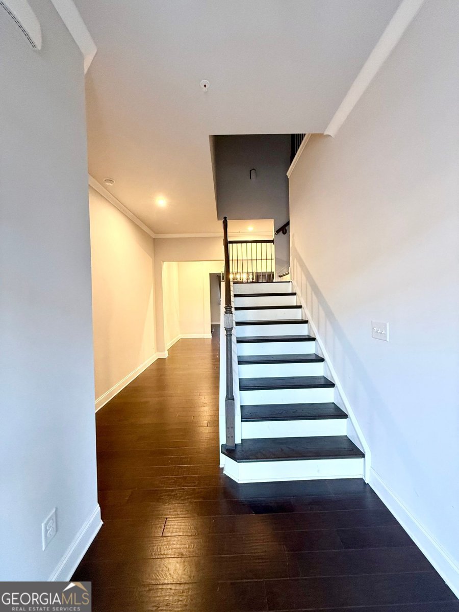 207 Holden Way Woodstock - Photo 8