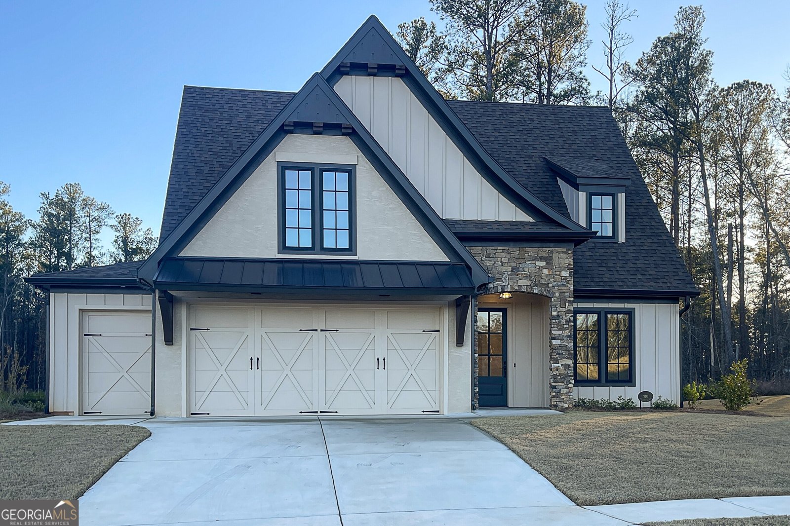 210 Regester Way Peachtree City - Photo 1