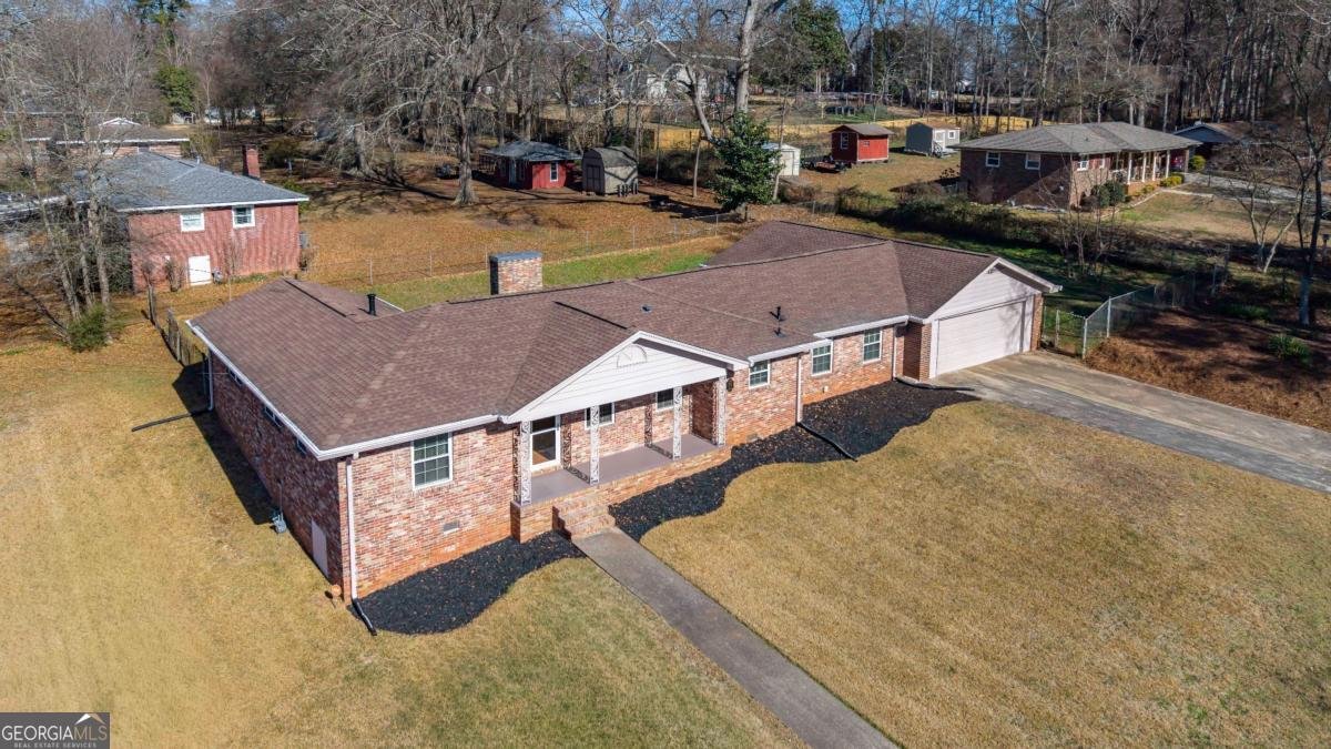 4045 Compton Circle Powder Springs - Photo 1