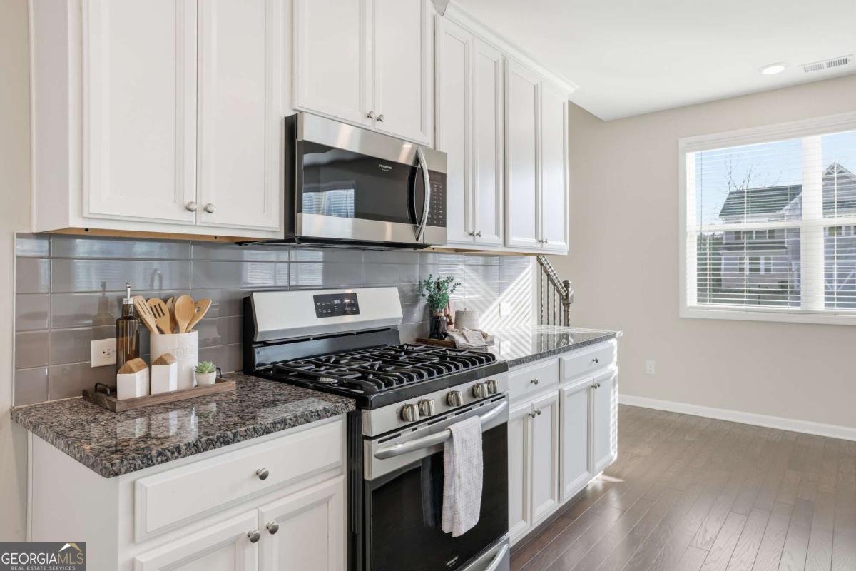 2910 Bishopstone Way Cumming - Photo 6