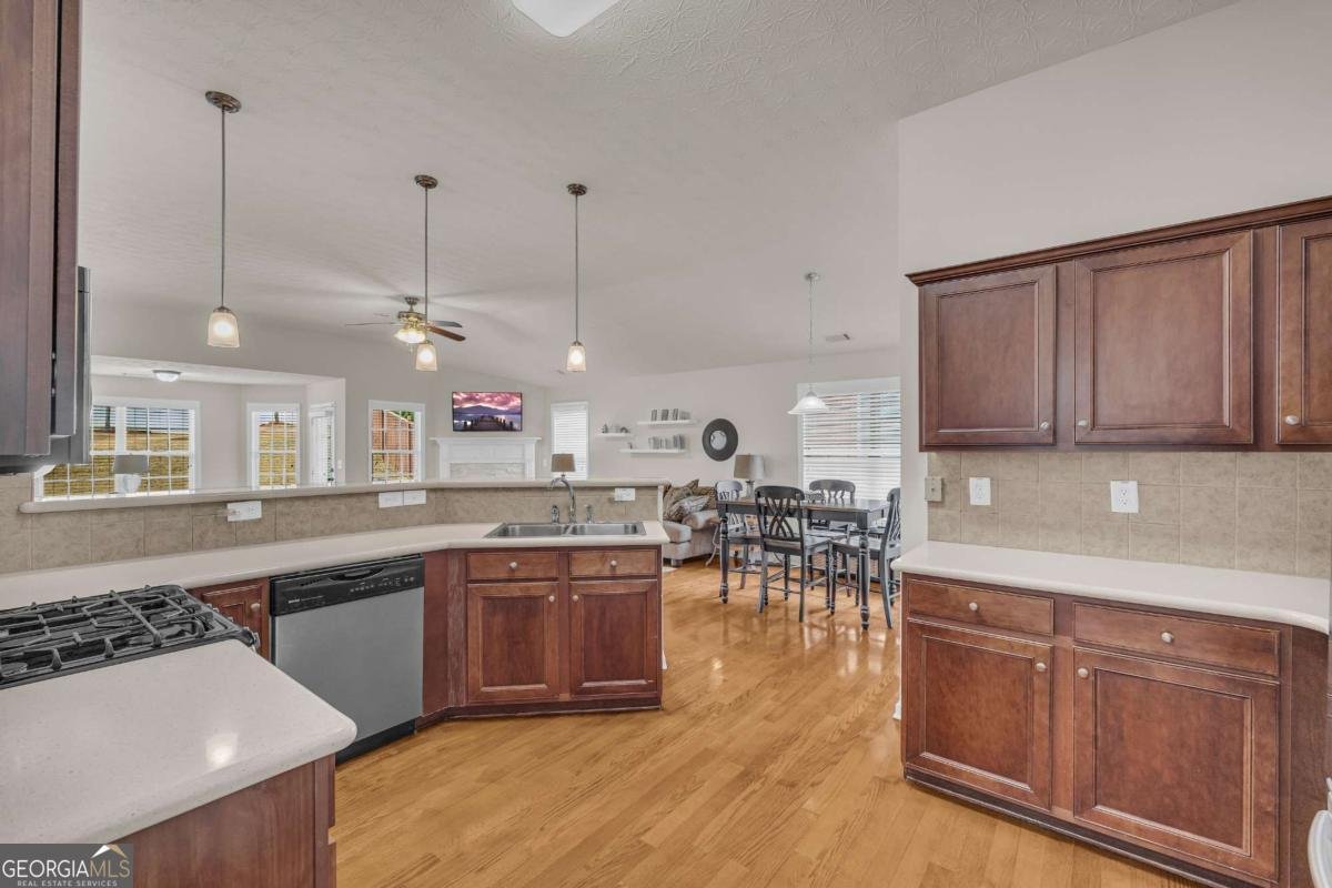 559 Bellbrook Lane Lawrenceville - Photo 18